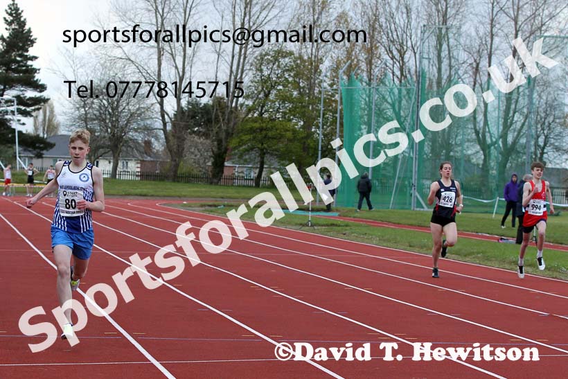 300 metres, 2021 NECAA Open Graded Meeting, Morpeth. Photo: David T. Hewitson/Sports for All Pics
